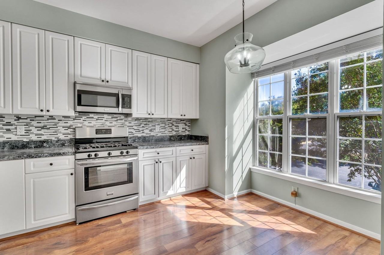 1148 Cranston Ct - Photo 3 of 26