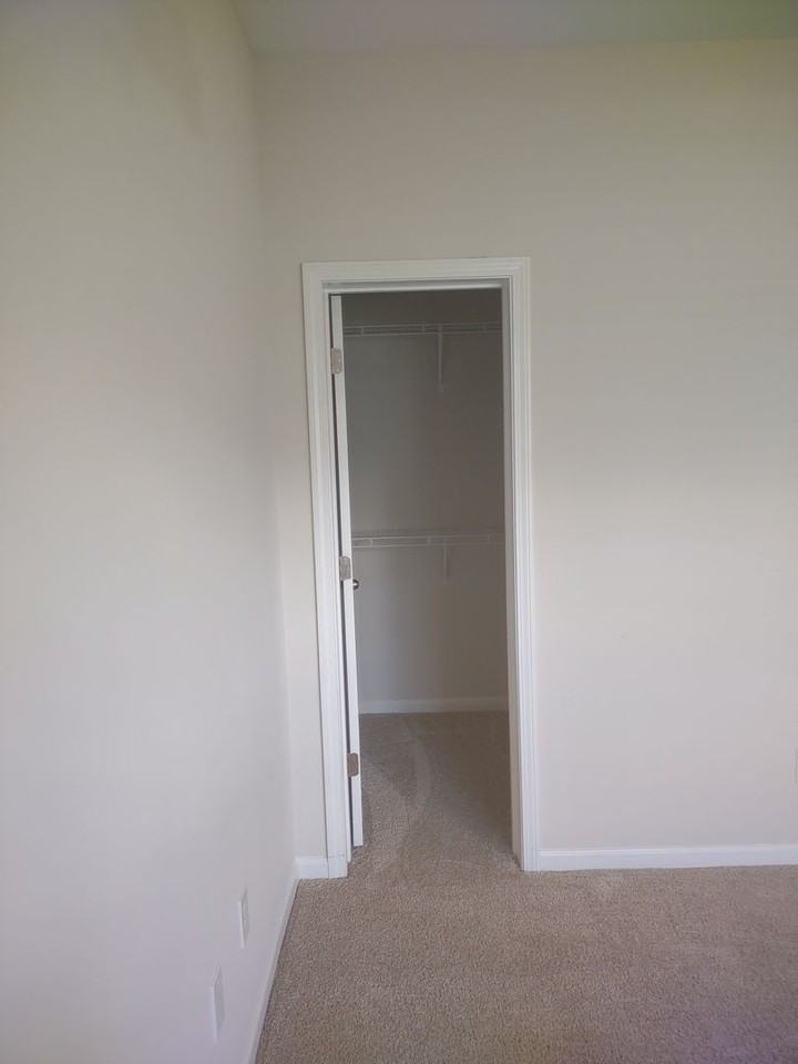 121 Calming Creek Way - Photo 6 of 50