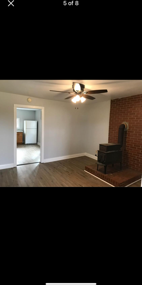3800 Old Greenville Hwy - Photo 2 of 8