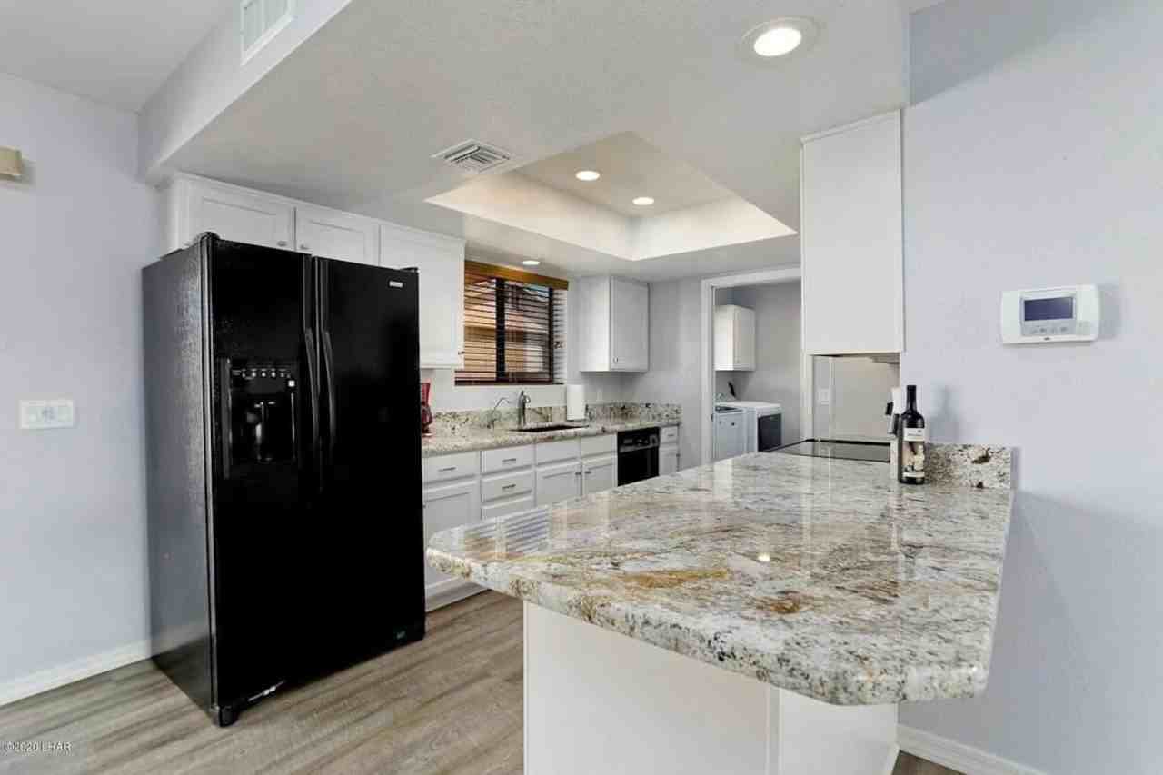 2557 Sunkentree Dr #NA - Photo 4 of 22