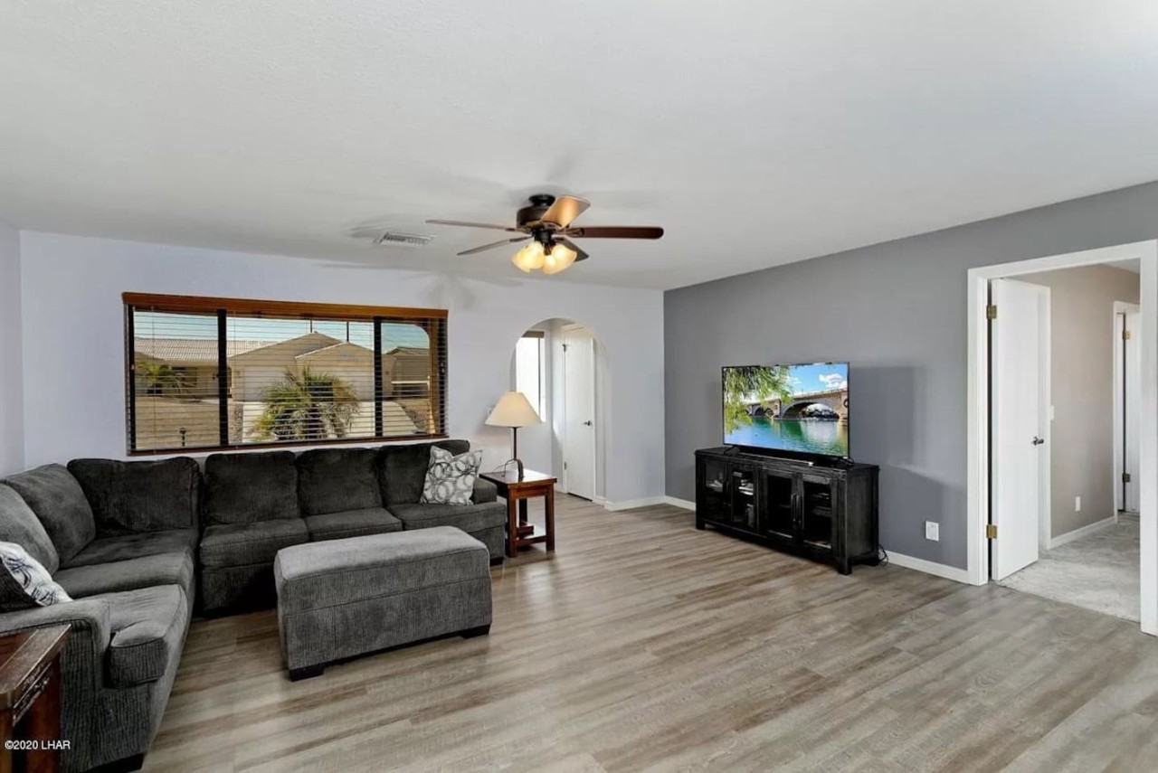 2557 Sunkentree Dr #NA - Photo 6 of 22