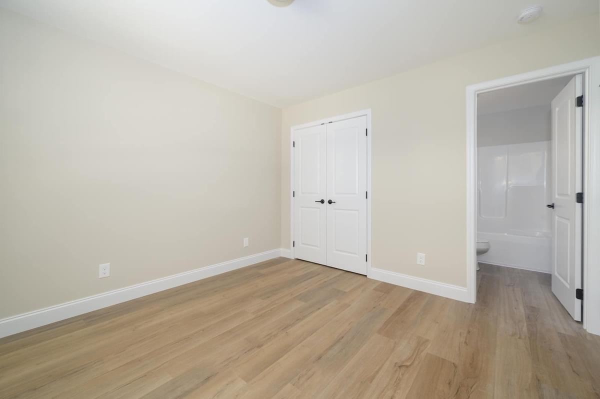 3301 Bethpage Way #13 - Photo 7 of 10