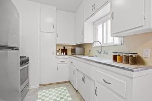 Hayworth Avenue Apartments - Photo 1 of 1