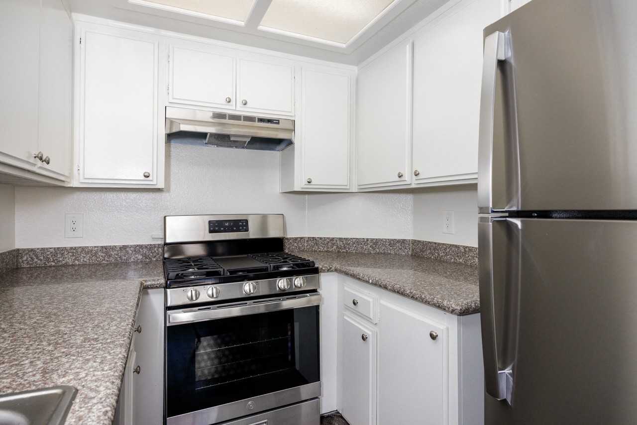 Cerise Apartments - Photo 6 of 16