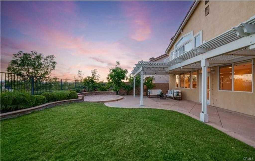 27651 Rosebud Way - Photo 2 of 8