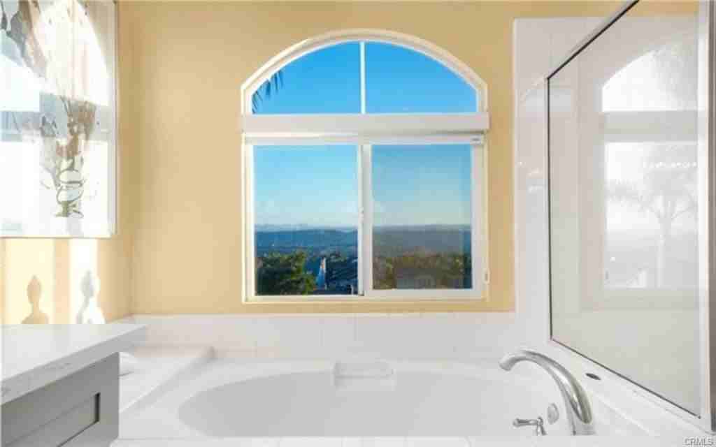 27651 Rosebud Way - Photo 3 of 8