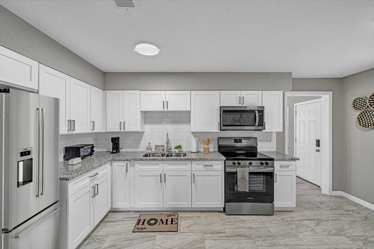 13th St N - Photo 3 of 19