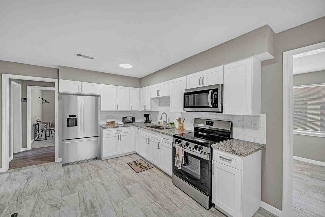 13th St N - Photo 5 of 19