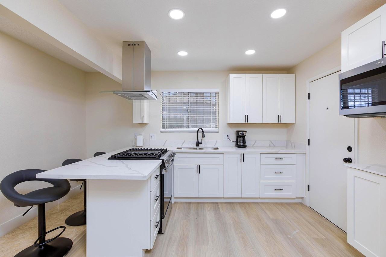 Squires St - Photo 5 of 12