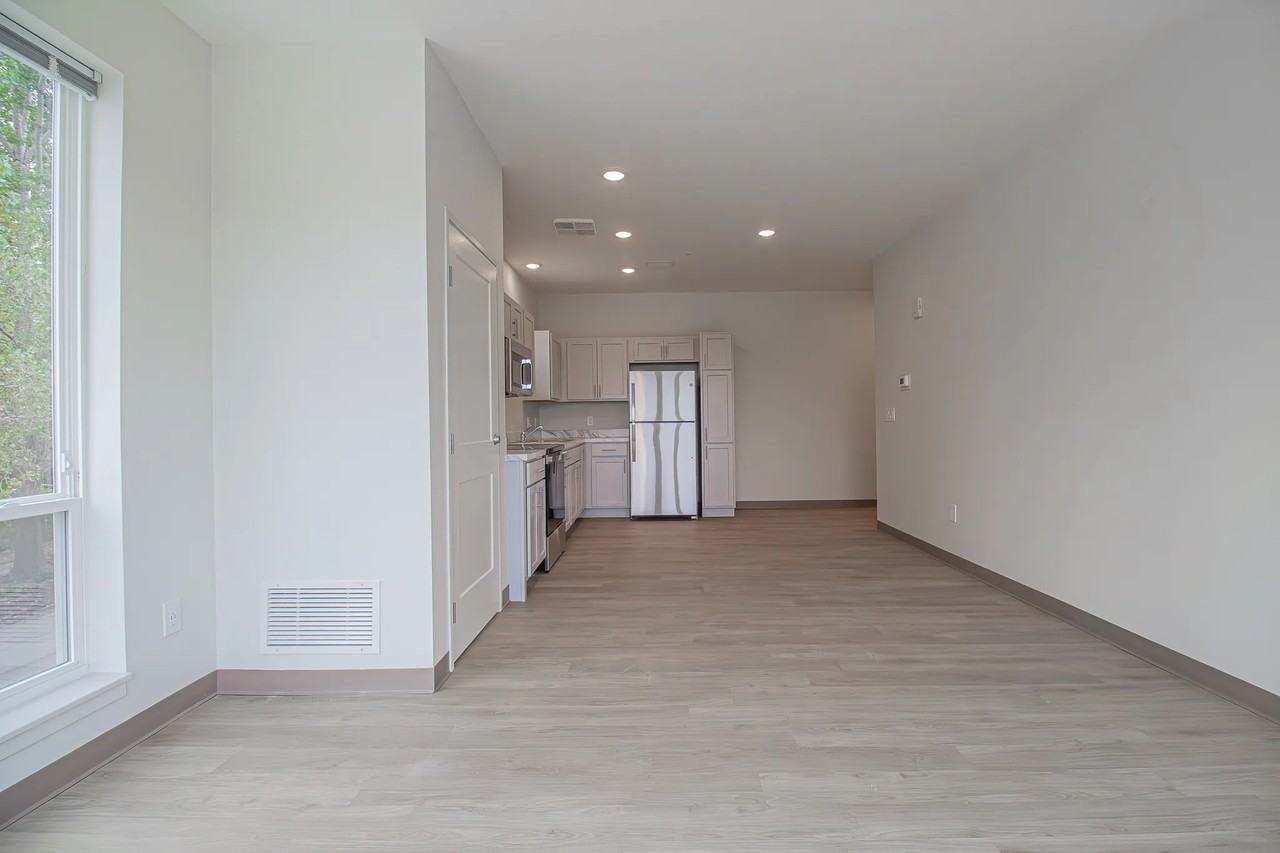 Cathedral Arts Apartments - Photo 7 of 15