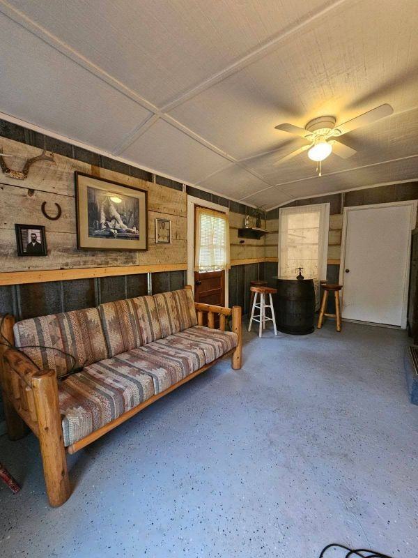 420 Segers Rd - Photo 2 of 11