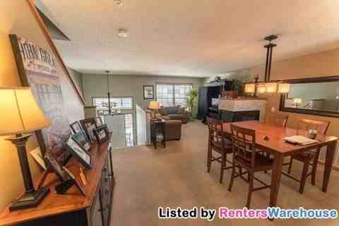 866 Ledgestone Dr - Photo 3 of 9