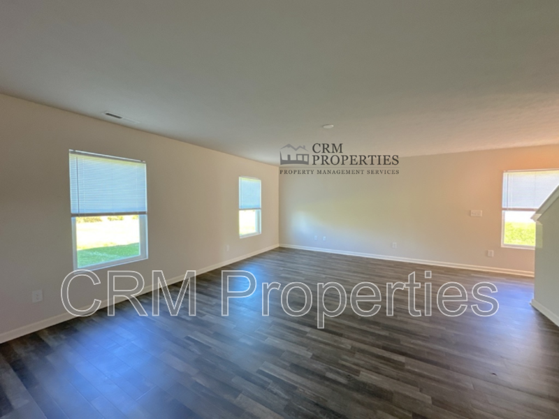 2612 W Kings Canyon Rd - Photo 3 of 47