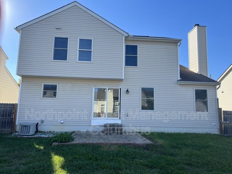 2896 Gablewood Dr - Photo 3 of 15