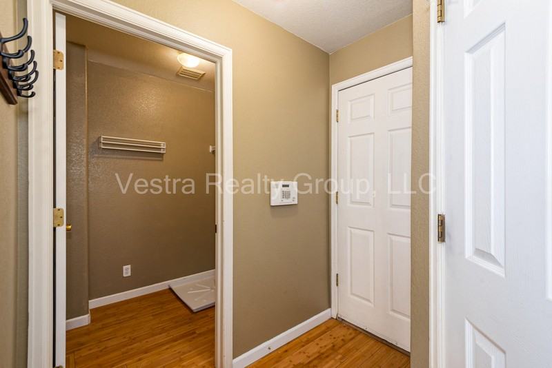 440 W 91st Cir - Photo 4 of 29