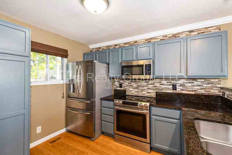 440 W 91st Cir - Photo 7 of 29
