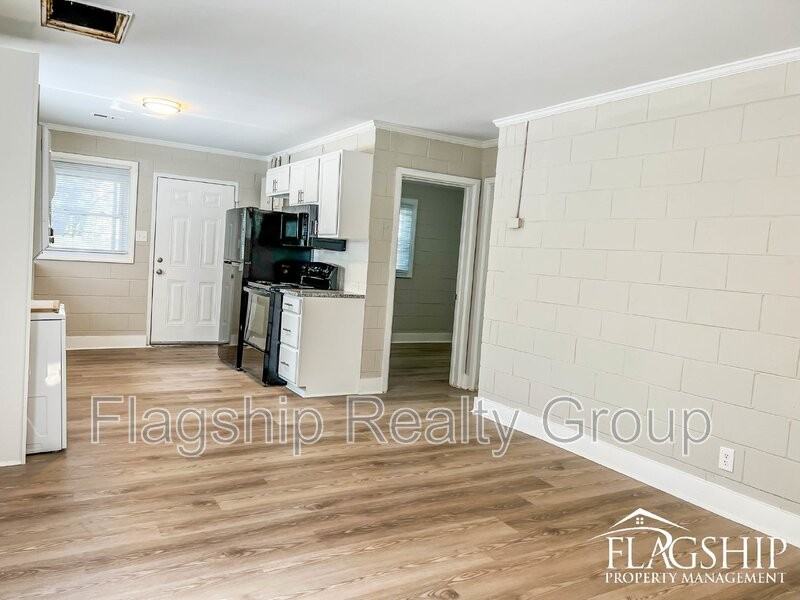 608 #B - Photo 3 of 28