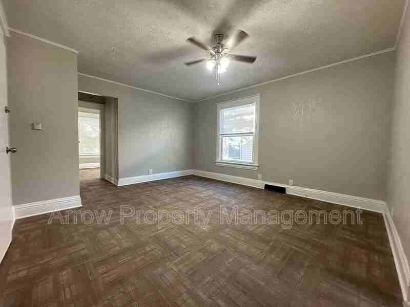 2442 Vine St #2 - Photo 2 of 9