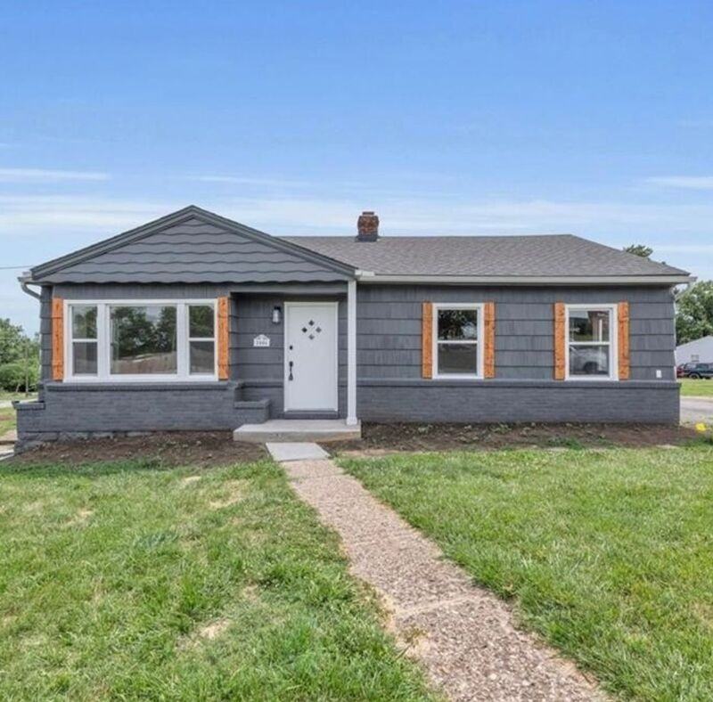 2506 Junction Rd - Photo 3 of 20