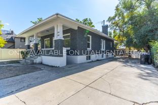 233 Wn - Photo 1 of 1