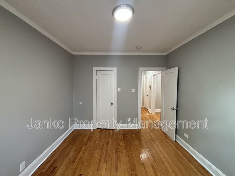 656 E 81st St #1 - Photo 3 of 9