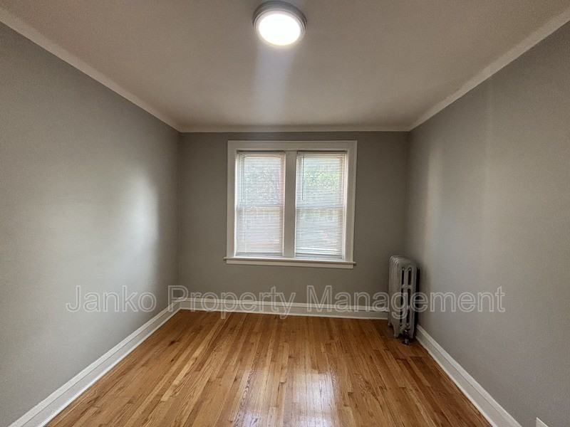 656 E 81st St #1 - Photo 4 of 9