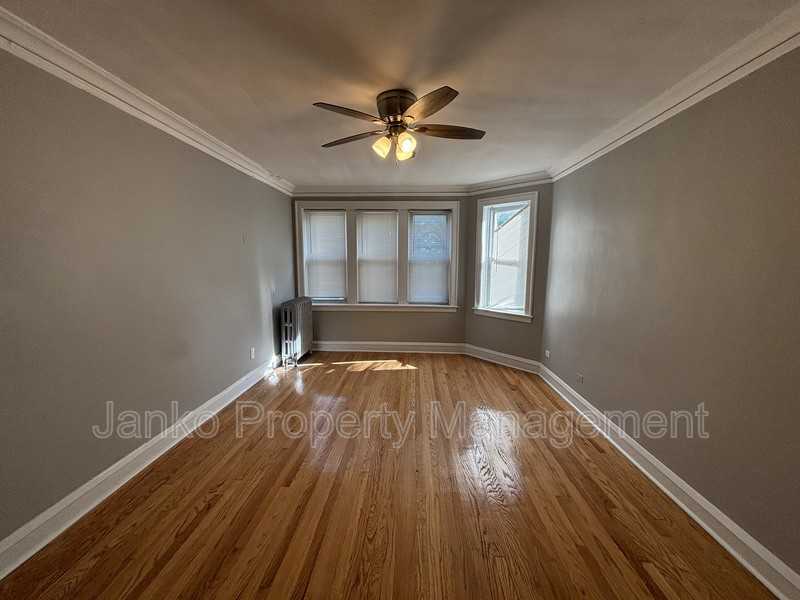 656 E 81st St #1 - Photo 6 of 9