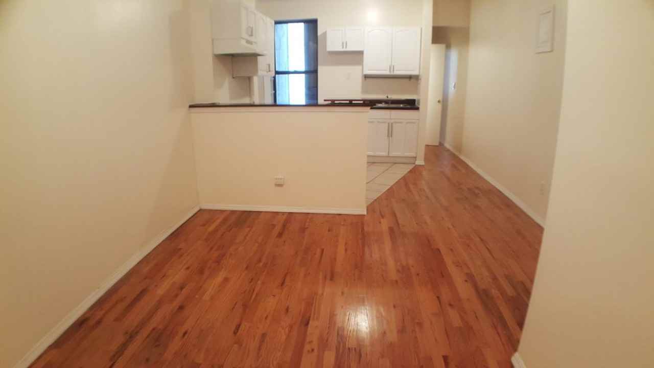 2306 7th Ave #3A