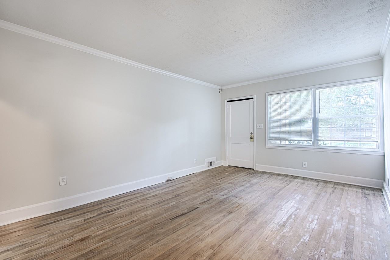 2880 Old Lost Mountain Road Unit A - Photo 2 of 16