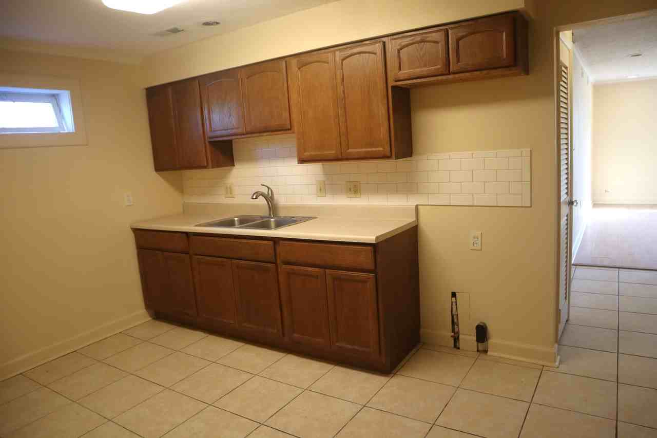 99 S Bowman Rd #6 - Photo 5 of 5