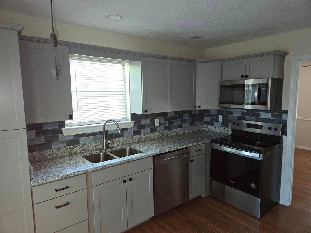 2035 Rock Bluff Rd - Photo 2 of 25