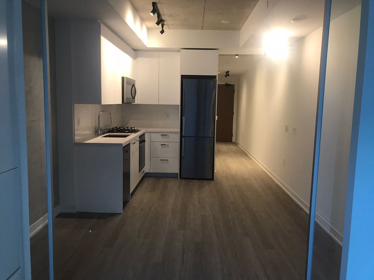 195 McCaul Street #416