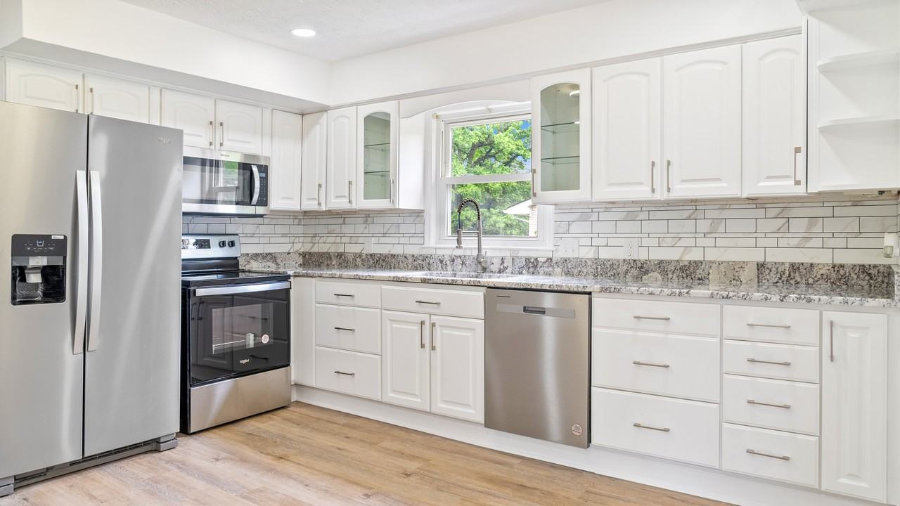 151 Bayberry Rd #NA - Photo 3 of 27