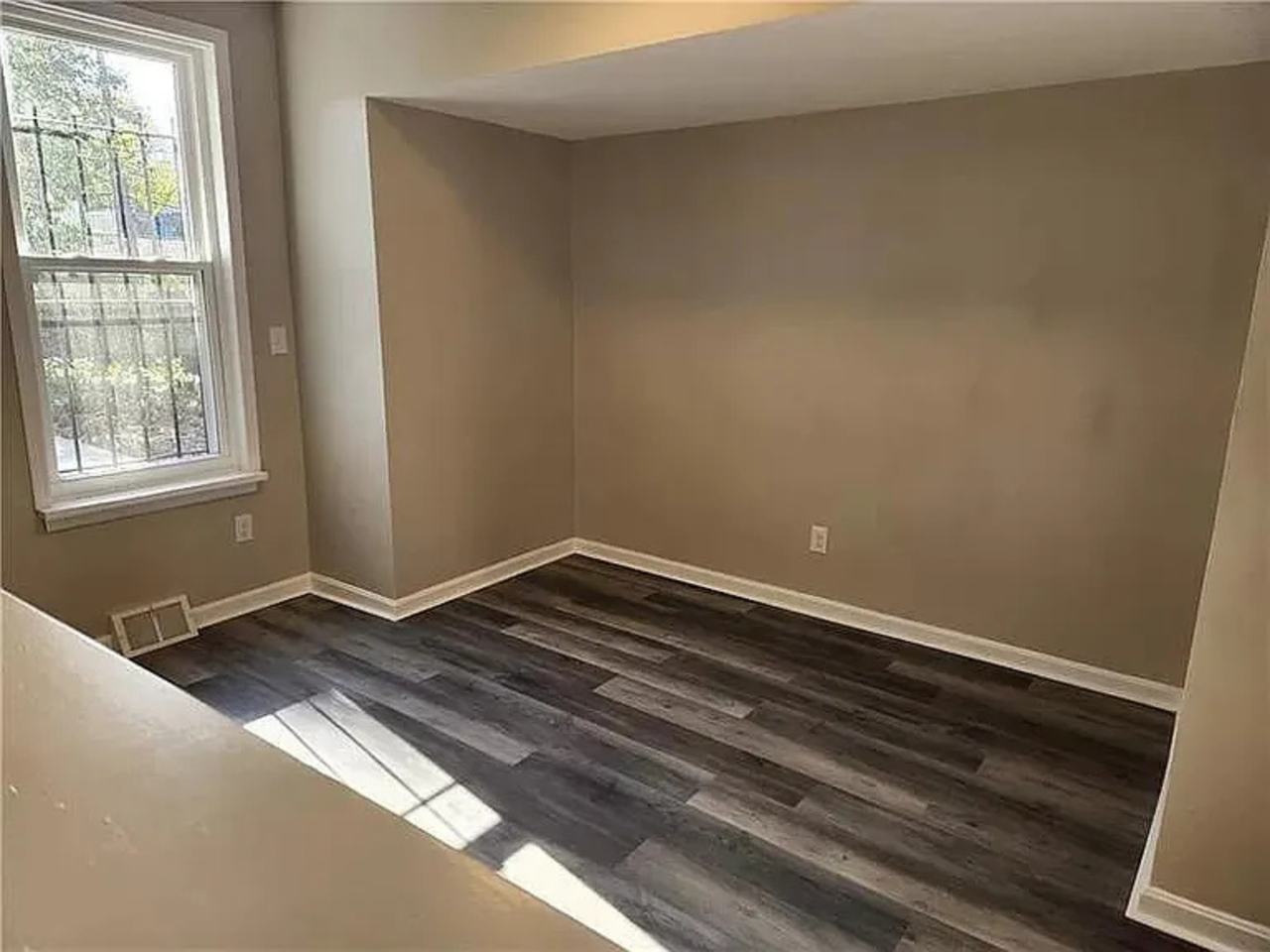 1411 W North Ave #NA - Photo 7 of 12