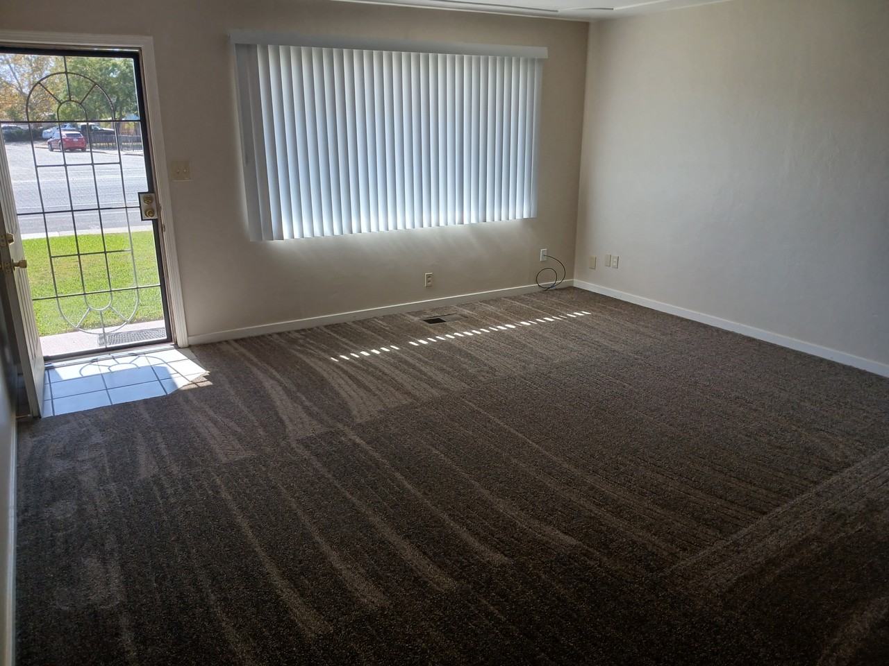 601 A St #NA - Photo 2 of 16