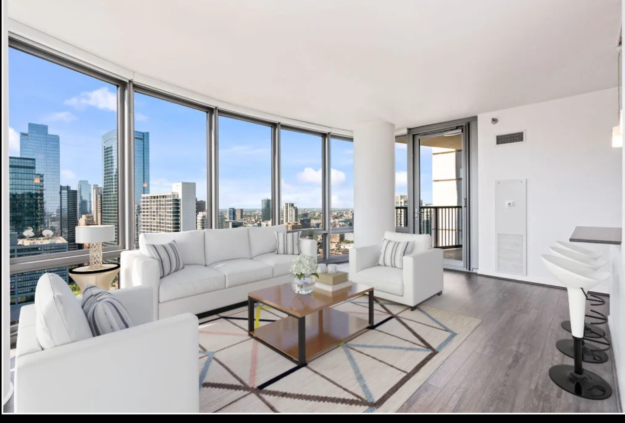 450 N Kingsbury St #08 - Photo 2 of 10