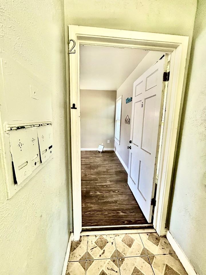 Norton St - Photo 2 of 17