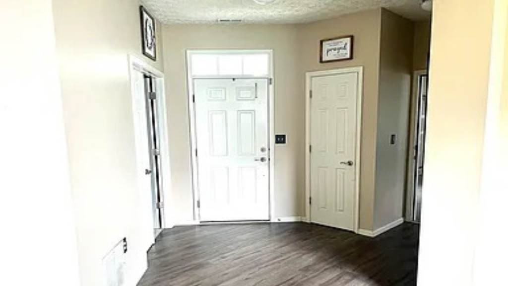 9268 Tournament Dr #NA - Photo 2 of 5