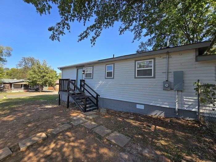 2537 Dawson Ave Sw - Photo 3 of 12