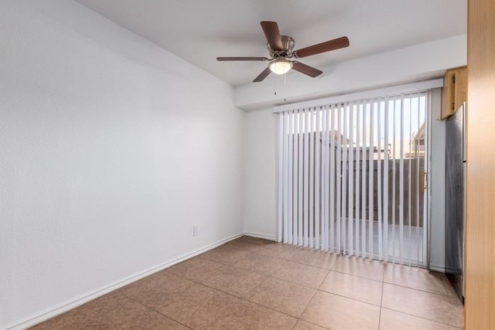 6032 W Oregon Ave #A - Photo 3 of 23