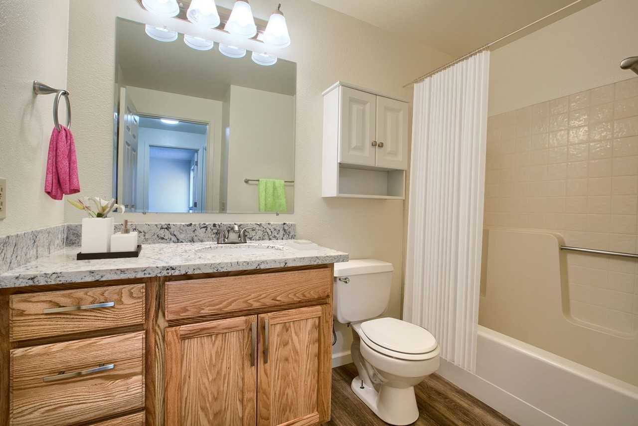 Campus Landing Apartments - Photo 7 of 50