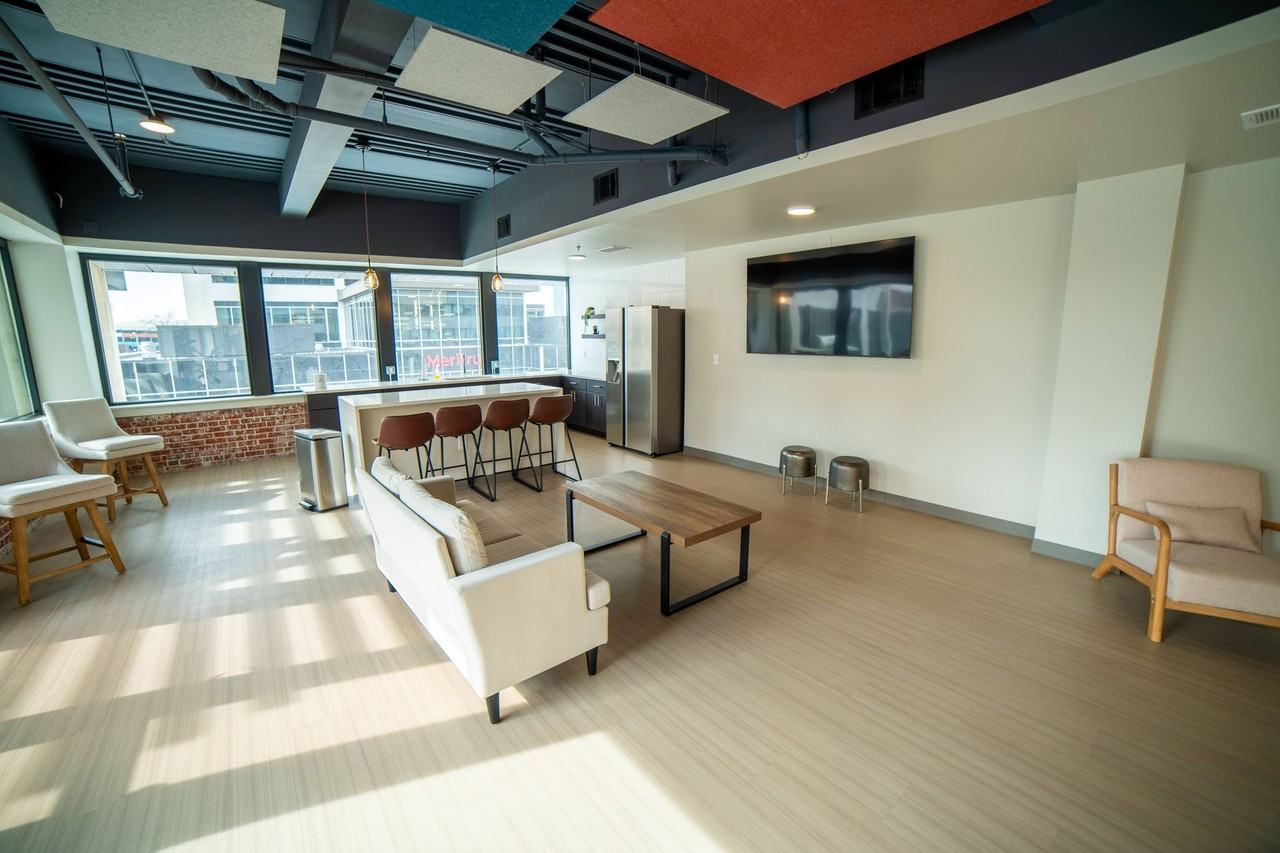 The National - Photo 6 of 17