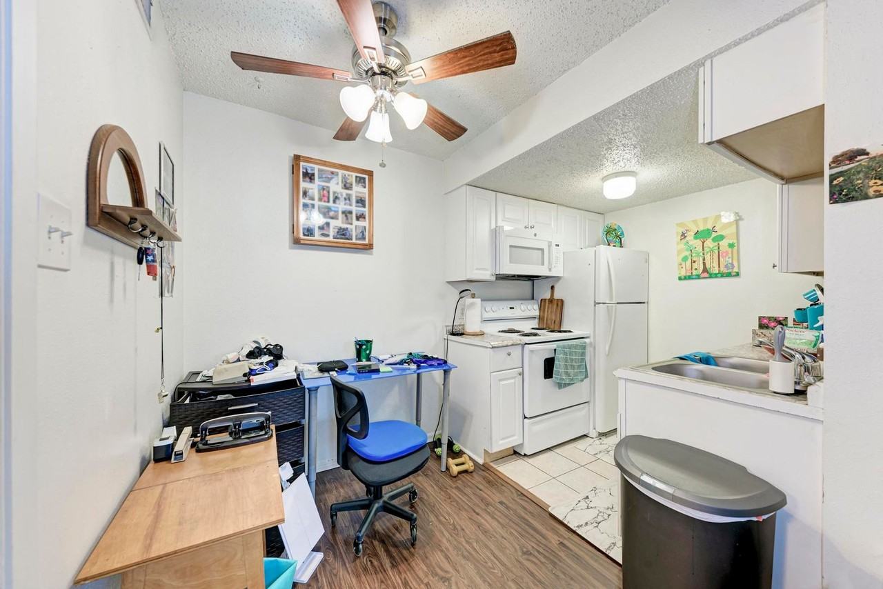 710 E Dean Keeton St #203 - Photo 6 of 13