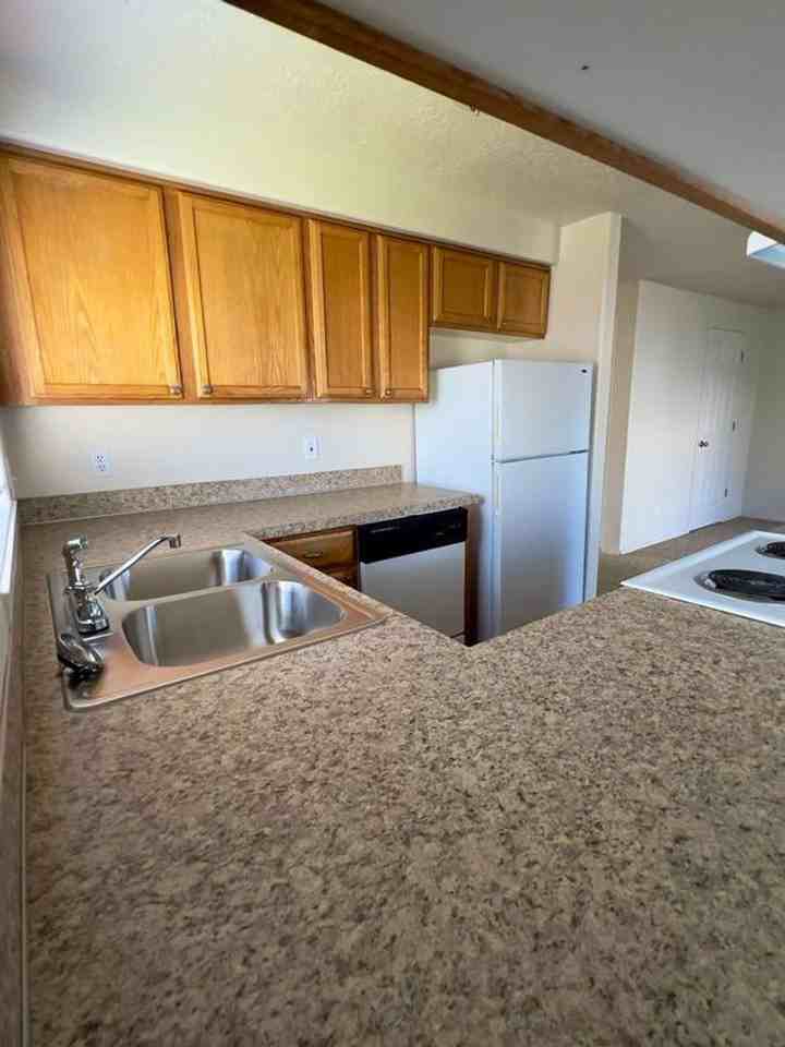 1603 - 1607 S 9th Street - Photo 5 of 25