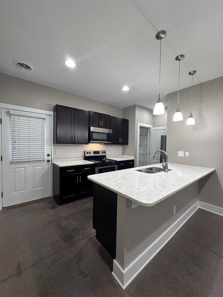 Rand Townhomes - Photo 4 of 22