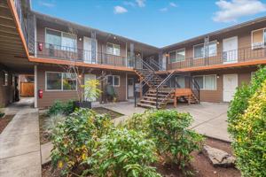 featured image of 1069 Liberty Street Southeast