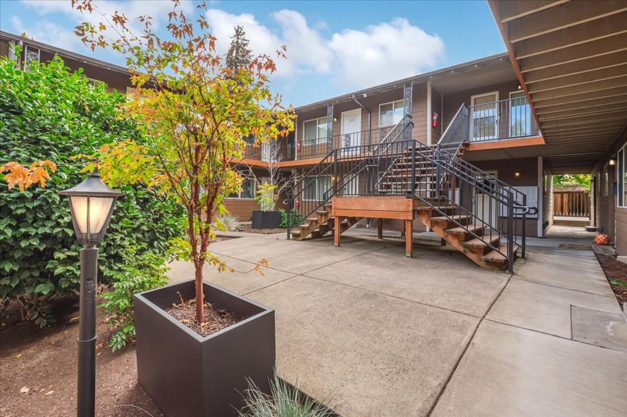 Bayberry Apartments - Photo 2 of 7