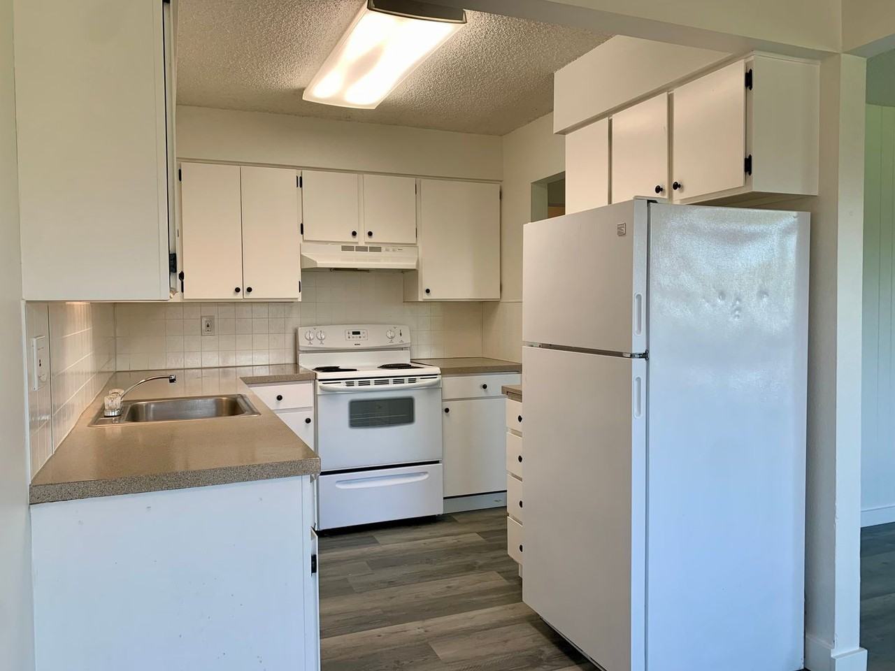 ES2275 -Eagle Rock Apartments - Photo 2 of 25