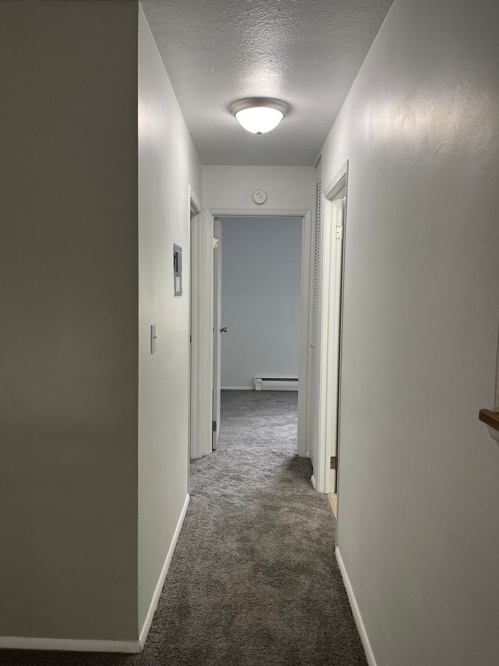 2 bedroom Apartment - Photo 7 of 17