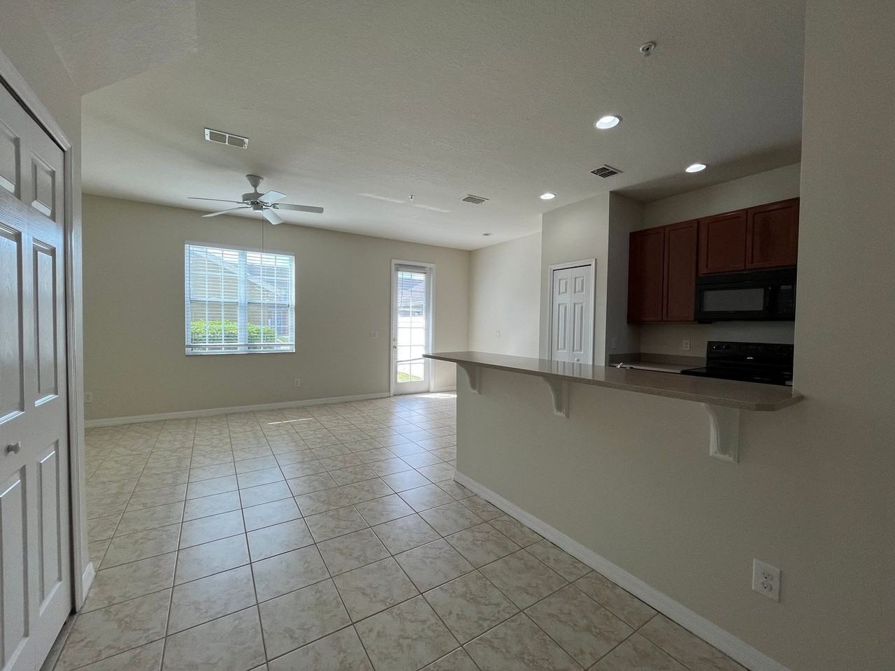10140 Sandstone Pond Way - Photo 6 of 33